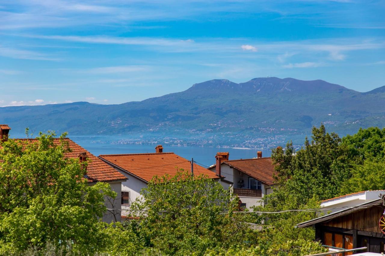My Way Room, Parking, Sea View, Terrace Rijeka Buitenkant foto