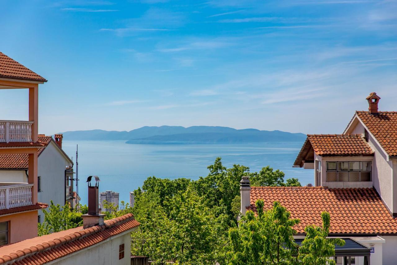 My Way Room, Parking, Sea View, Terrace Rijeka Buitenkant foto